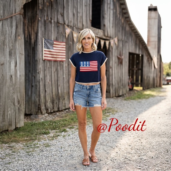 day & moon Sweaters - DAY & MOON Cropped navy patriotic sweater top S M L